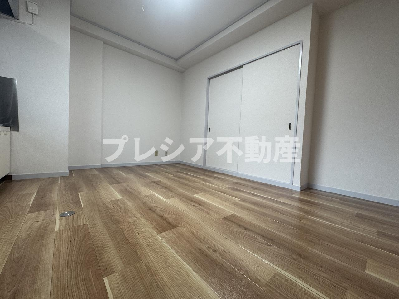 櫻井ビルの洋室