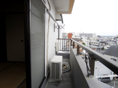 【バルコニー】 | 小松里マンション
