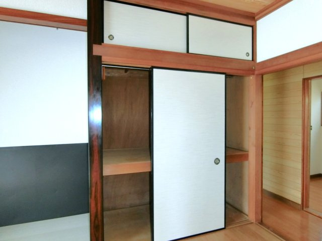 鶴ヶ里貸家A（ツルガサトカシヤ）の収納