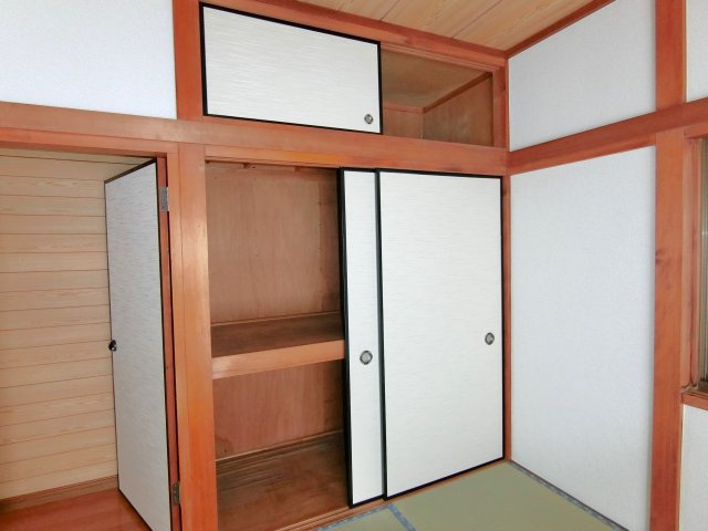 鶴ヶ里貸家A（ツルガサトカシヤ）の収納