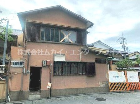 東山区下河原通高台寺　貸店舗の外観