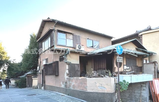 東山区下河原通高台寺　貸店舗の外観