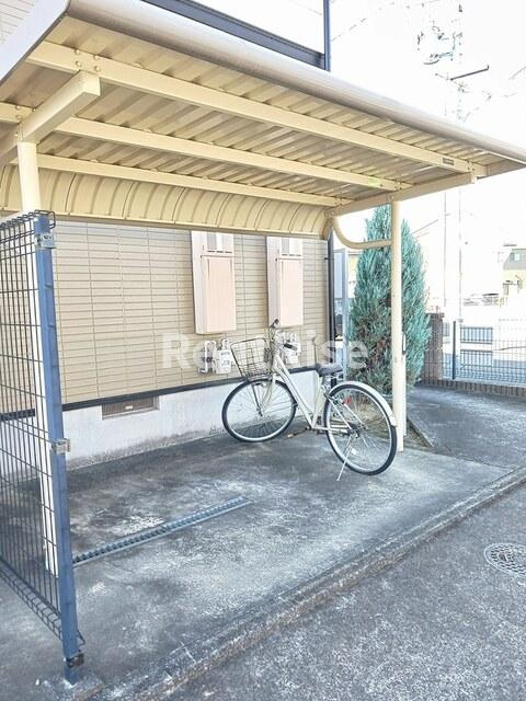 メゾン輝の居間・リビング