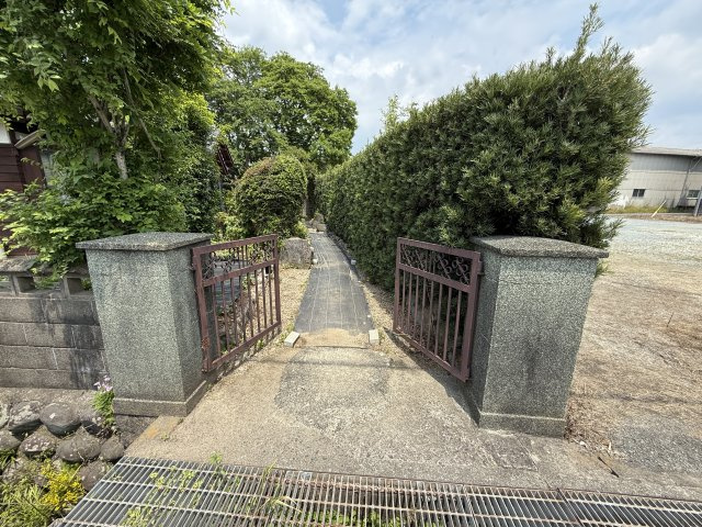 八女市立花町兼松中古住宅の周辺