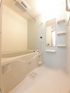 【浴室】 | カーサ　アリス | きれいなお風呂です