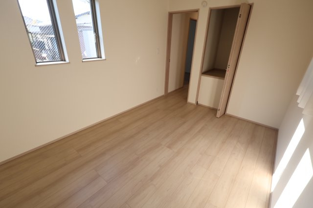 《仲介手数料無料》浦和区瀬ヶ崎１丁目33-3(全1戸)新築一戸建てハートフルタウンの洋室|撮影日 2025年11月14日 14:15 晴れ