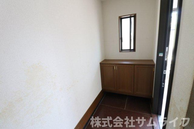 【玄関】 | 大日寺中古住宅