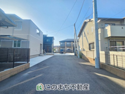 【前面道路含む現地写真】 | 宇都宮市宝木町1丁目１号棟 | 前面道路含む現地写真