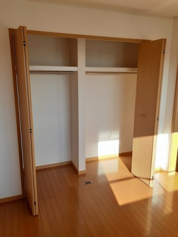 サンシャイン花房Ｂの収納|収納豊富です