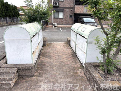 【その他】 | グレイス スクエア新涯 　5　C棟 | 敷地内ゴミ置き場