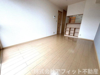 【居間・リビング】 | グレイス スクエア新涯 　5　 A棟 | LDK10.5帖