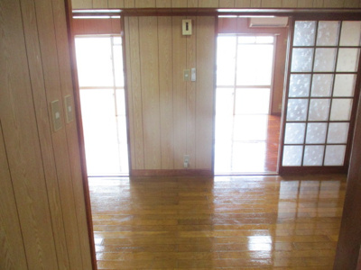 【居間・リビング】 | 新地マンション