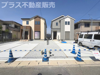 【外観】 | 現地写真。プラス不動産販売なら、現場の全ての棟をまとめてご見学頂けます。