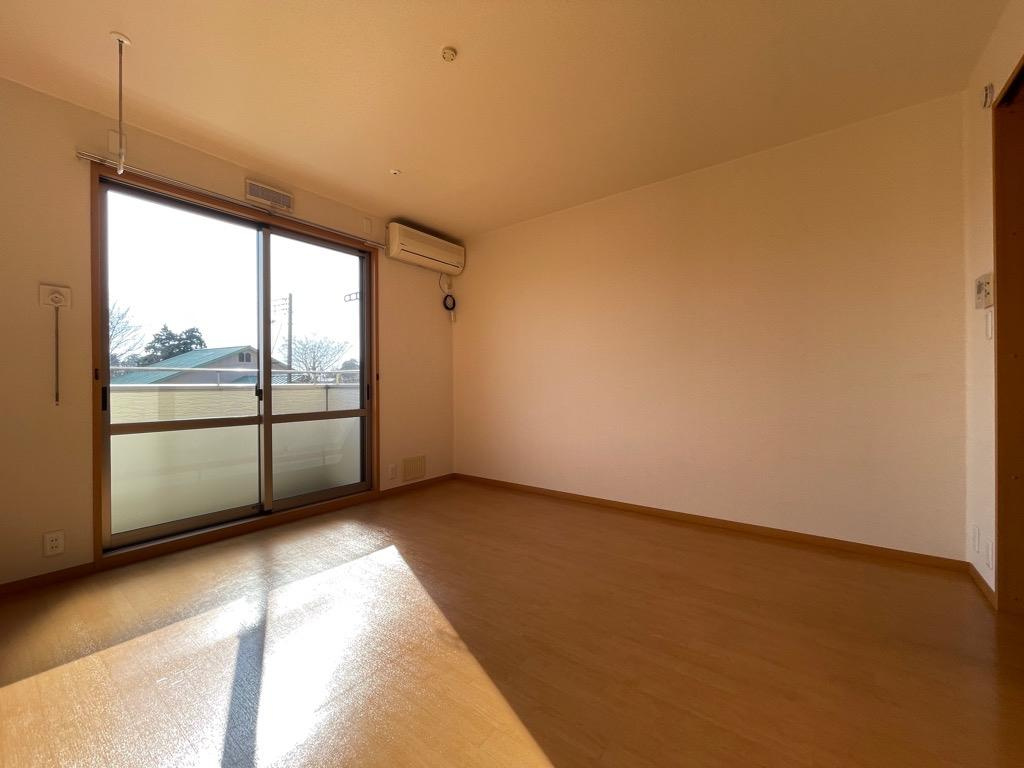 サンガーデン花水木　Ｂの居間・リビング|※写真は202のもの