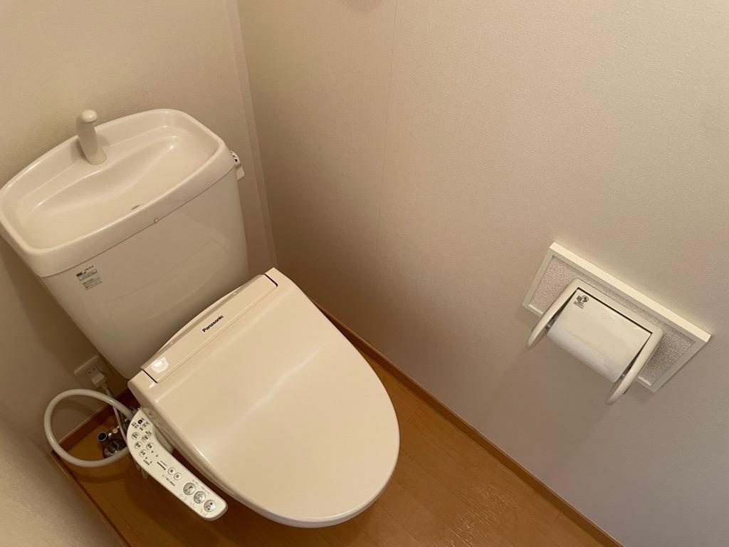 サンガーデン花水木　Ｂのトイレ|※写真は202のもの