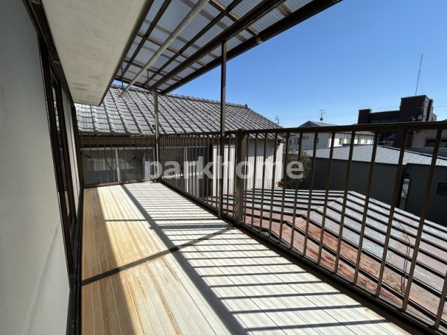 土佐市高岡町乙N貸家のバルコニー