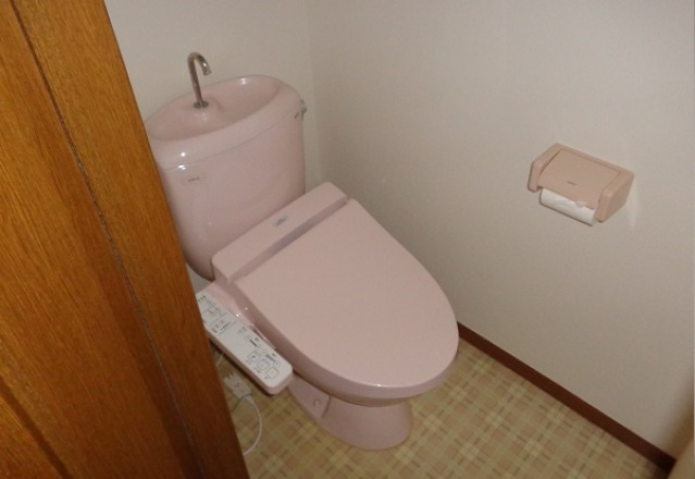 末田アパートのトイレ