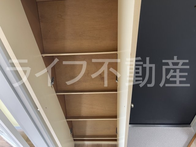 レオパレス若草の収納