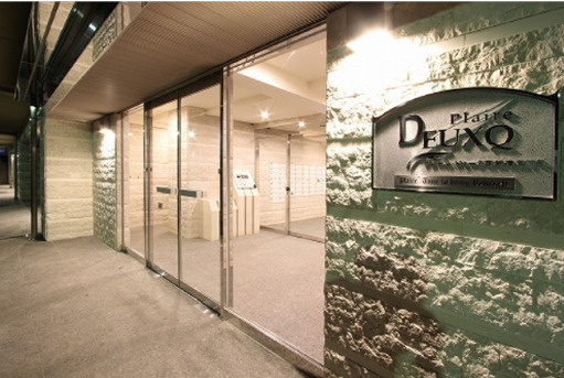 中野区弥生町１丁目の賃貸マンションのエントランス