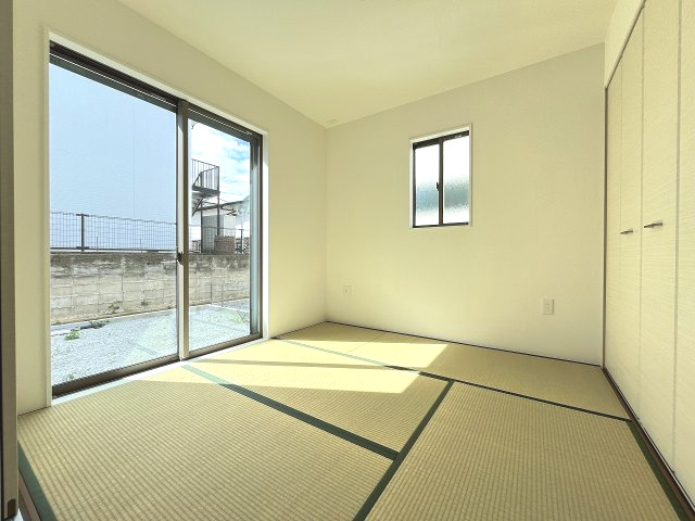 【和室】 | 糟屋郡篠栗町和田3丁目2期　1号棟（全2棟）【仲介手数料無料・0円】 | 現地写真。1階和室です。