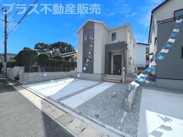 【外観】 | 糟屋郡篠栗町和田3丁目2期　1号棟（全2棟）【仲介手数料無料・0円】 | 現地写真。プラス不動産販売なら、現場の全ての棟をまとめてご見学頂けます。