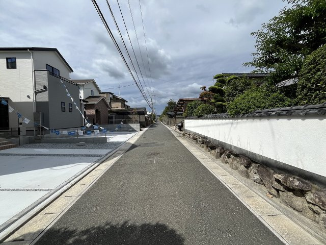 【その他】 | 糟屋郡篠栗町和田3丁目2期　2号棟（全2棟）【仲介手数料無料・0円】 | 現地写真。前面道路です。