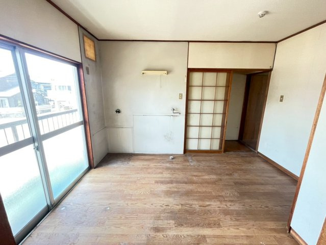 イタクラ店舗の居間・リビング