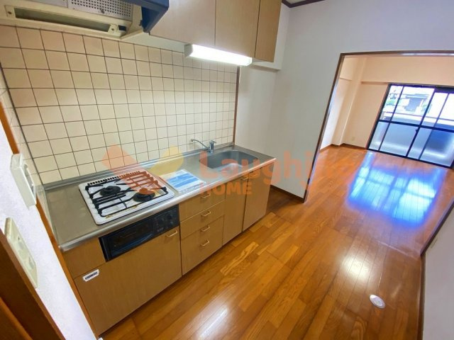 アザレアハイツ葉山のキッチン|きれいなキッチンです