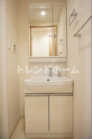 フォーリアライズ南堀江ヴィータの独立洗面台|選べる家電プランあり！！