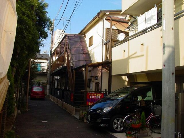 新宿区西落合1丁目のアパートの画像
