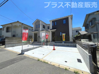 【外観】 | 現地写真。プラス不動産販売なら、現場の全ての棟をまとめてご見学頂けます。