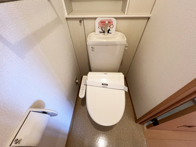 ウエスト孕のトイレ