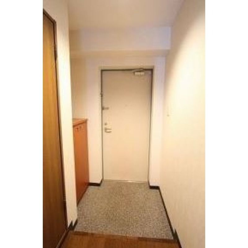 フレア浦安の玄関