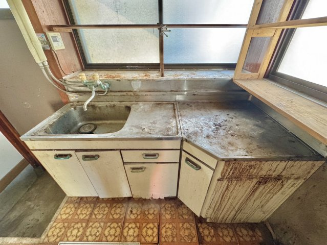 水戸市大串町中古戸建のキッチン