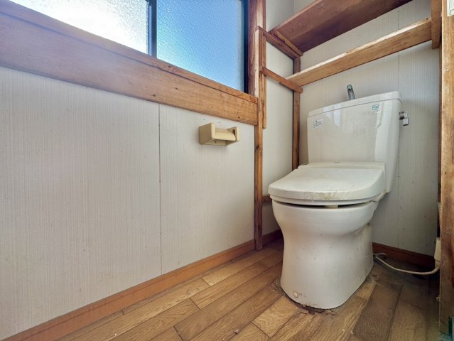 水戸市大串町中古戸建のトイレ