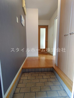 【玄関】 | スクエアヴィレッジF