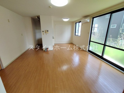 【内装】 | スクエアヴィレッジF