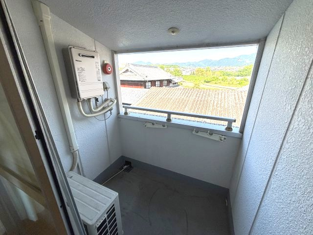 野村学生マンションのバルコニー