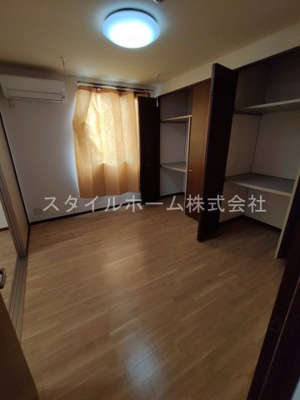 【居間・リビング】 | スクエアヴィレッジE