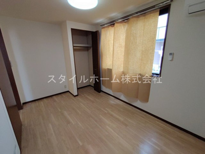 【居間・リビング】 | スクエアヴィレッジE