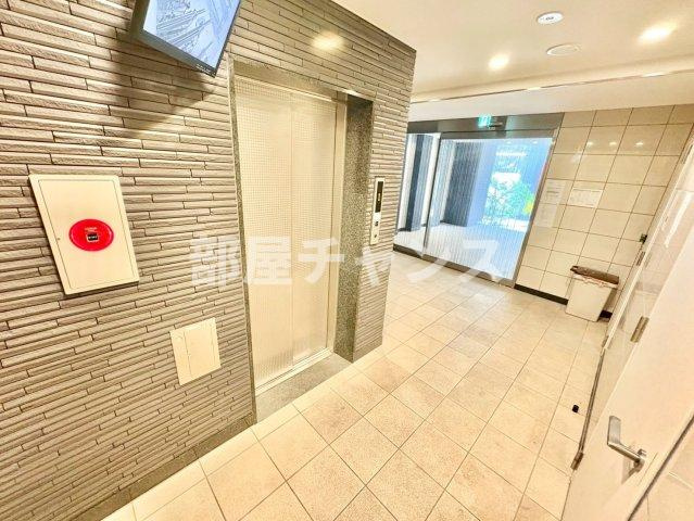 プリヴィアーレ金山のロビー