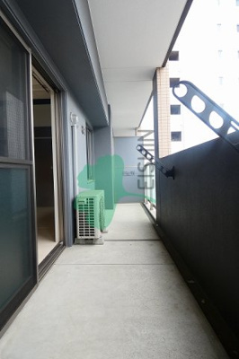 【バルコニー】 | レフィナード博多 | 日当たりの良いバルコニーです！