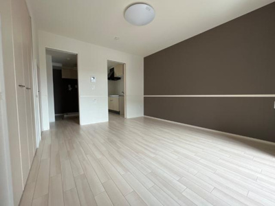 【居間・リビング】 | カーサ・ソレイユ鎌田 | リビング