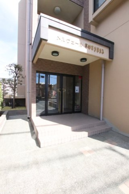 建物入口