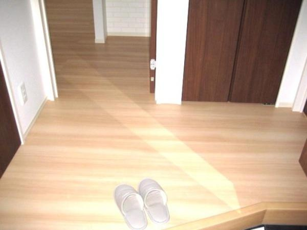 グランオッツイズモの玄関