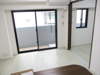 【居間・リビング】 | LIBTH松山Ⅱ