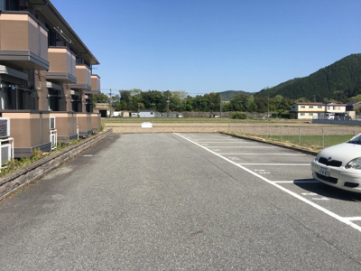 【駐車場】 | リビオンＢ棟