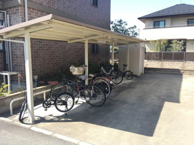 【その他共用部分】 | リビオンＢ棟 | 自転車保有の方は嬉しい屋根付き駐輪場☆