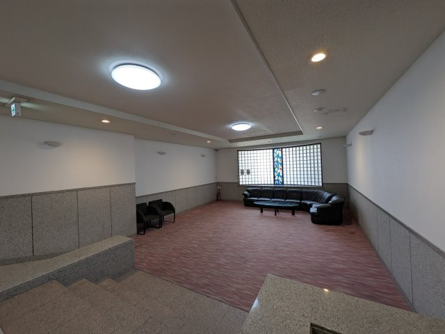 【エントランス】