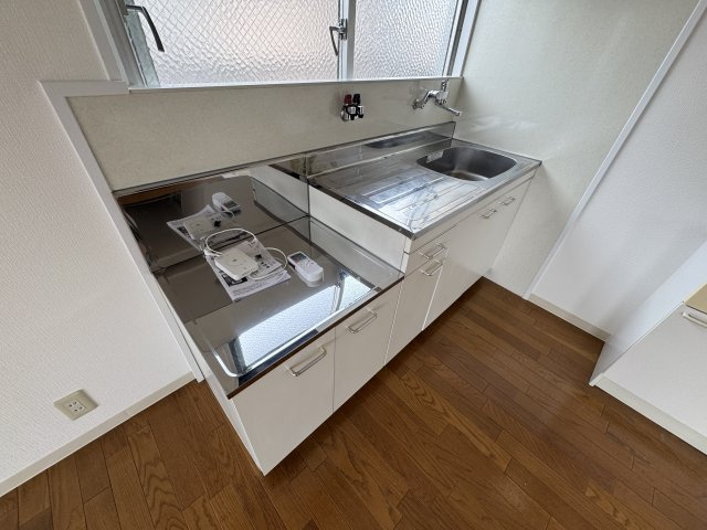 愛名マンションのキッチン